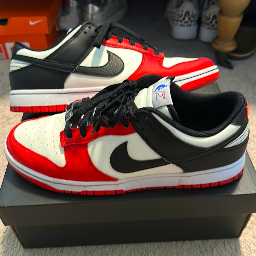 Nike Dunk Low Chicago 75th Anniversary